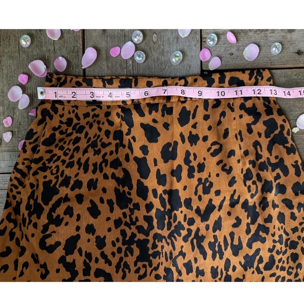 Forever 21 - Leopard Print Ruffle Hem Mini Skirt - Women's Size Small